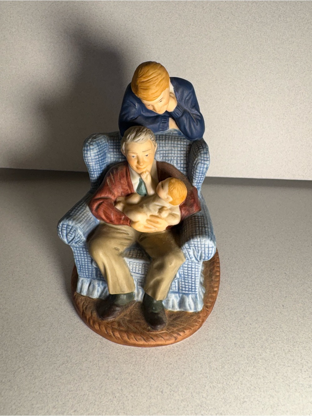 Vintage Avon collectible 1991 Passing down the dream figurine